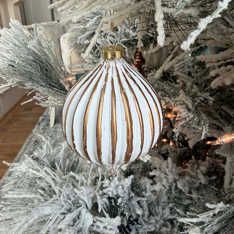White and gold rustic lattice glass Christmas ornament with finial, 5-inch vintage holiday decoration.